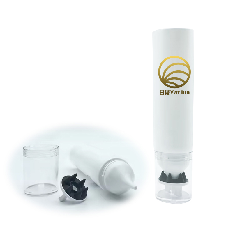 100ml Long Nozzle Scalp Care Cosmetic Plastic Tube Packaging with Soft Silicone Massage Applicator